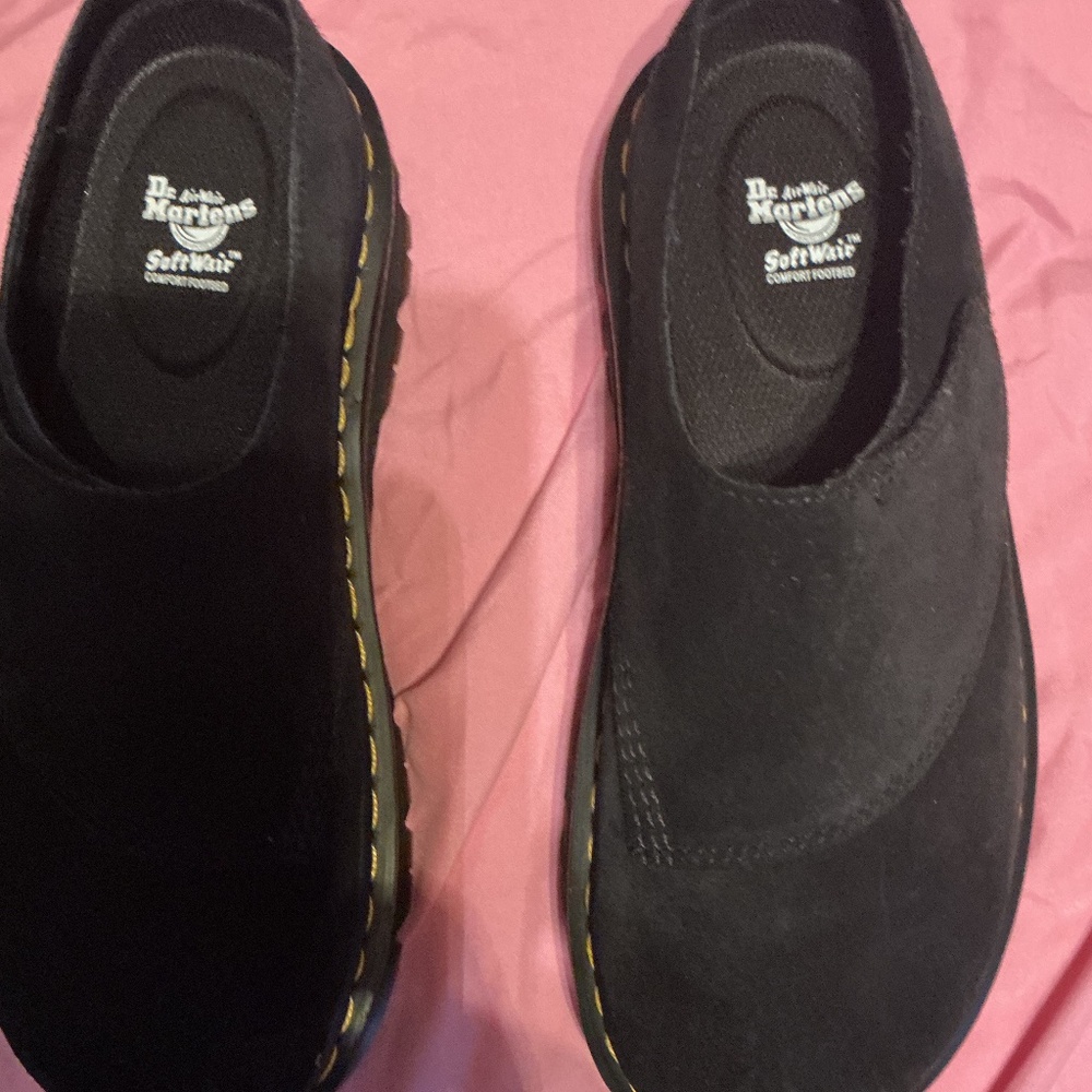 Dr. Martens size 9 black suede zebzag anywair mules